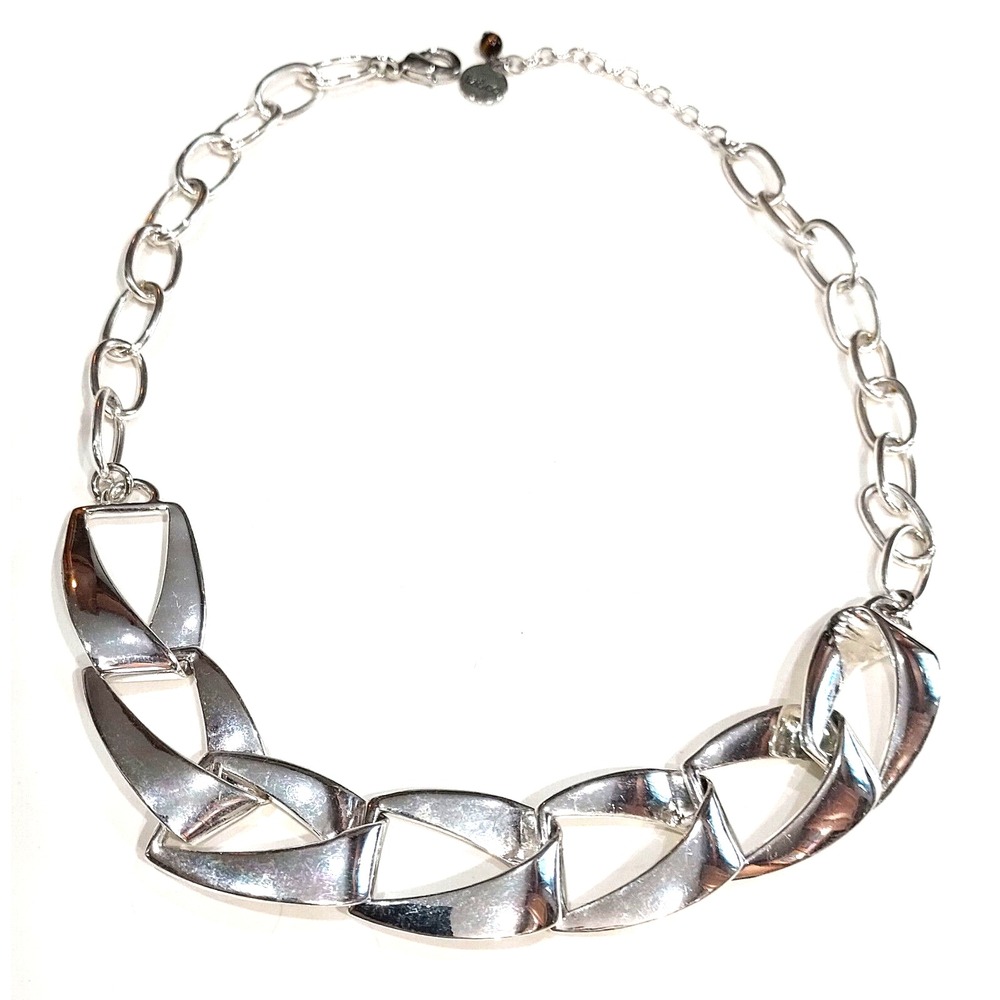 Necklace Modern Silver Tone Liz & Co. 18"